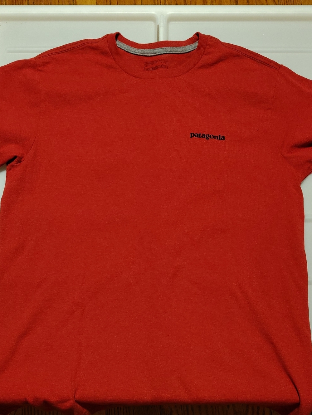 New Patagonia Logo Responsbili Tee Shirt